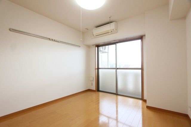 スパシエルクス大宮の居間・リビング