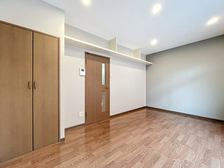 【洋室】 | プリムヴェール