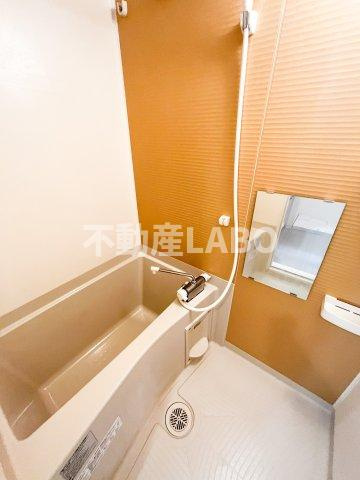 LIVIAZ NAMBA SOLの浴室