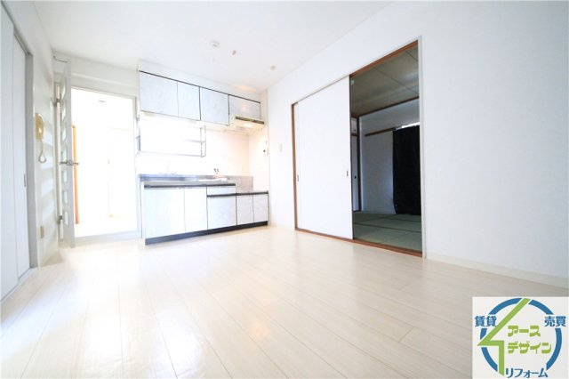 ベルトピア西明石6の居間・リビング