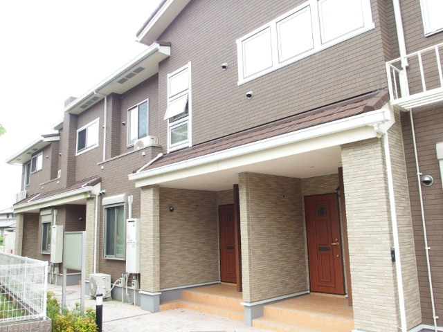 アプローズ天神前の外観