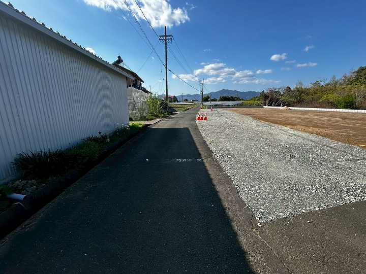 分譲地　石巻平野町中野田73番2外　区画①の前面道路含む現地写真