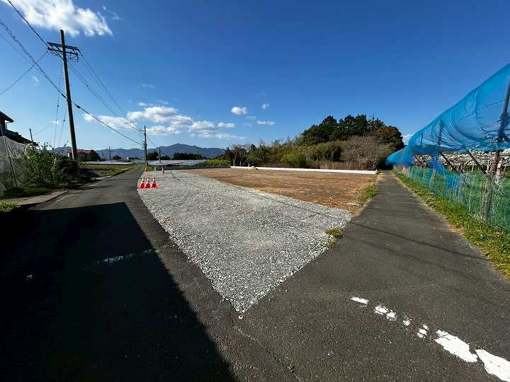 分譲地　石巻平野町中野田73番2外　区画①の前面道路含む現地写真