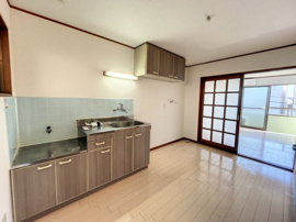 コンパクトなキッチンで掃除もラクラク