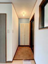 ゆったりとした玄関です