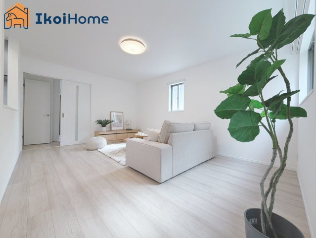 明石市大久保町大久保町　新築戸建の居間・リビング|◆同社施工例◆リビングは長方形で家具を配置しやすい間取りとなっております。