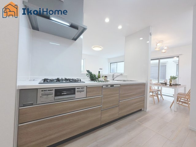 明石市大久保町大久保町　新築戸建のキッチン|◆同社施工例◆人気の対面式のキッチン♪調理スペースもゆったり！使いやすいです！