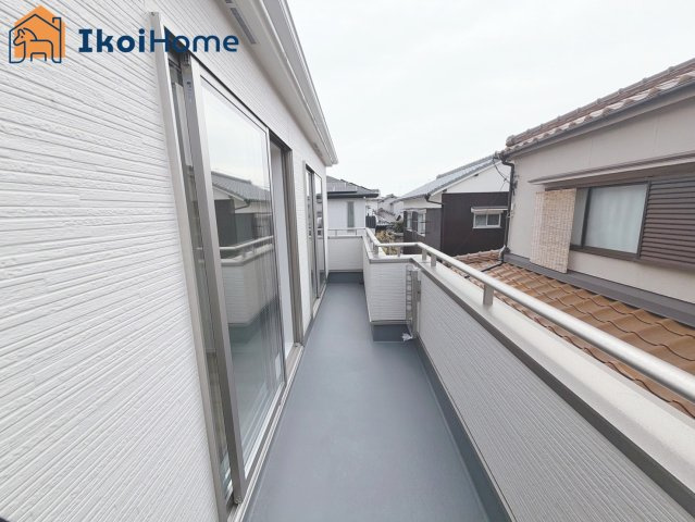 明石市大久保町大久保町　新築戸建のバルコニー|◆同社施工例◆陽当り良好のバルコニーです♪バルコニー屋根は８万円～設置可能です。