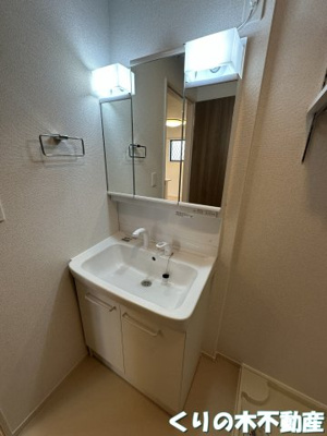 【洗面所】 | メリーレーヴ | 使いやすい洗面所です