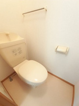 コンパクトで使いやすいトイレです