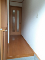 明るい玄関です