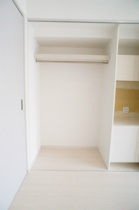 たっぷりとした収納スペースです