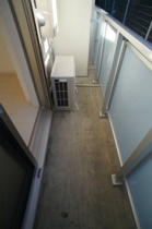 開放的で明るい空間を演出してくれるバルコニーです