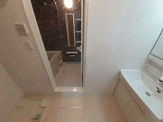 キスイ・トロワの洗面所|広い洗面スペース