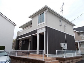 落ち着いた雰囲気の外観です