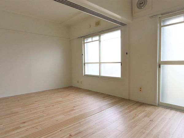 ビレッジハウス士別2号棟の居間・リビング|ビレッジハウスの同一物件・同一タイプの間取りの写真です