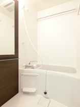 コンパクトで使いやすいお風呂です