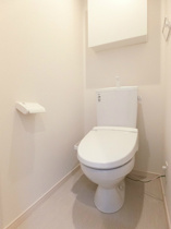 シンプルで使いやすいトイレです