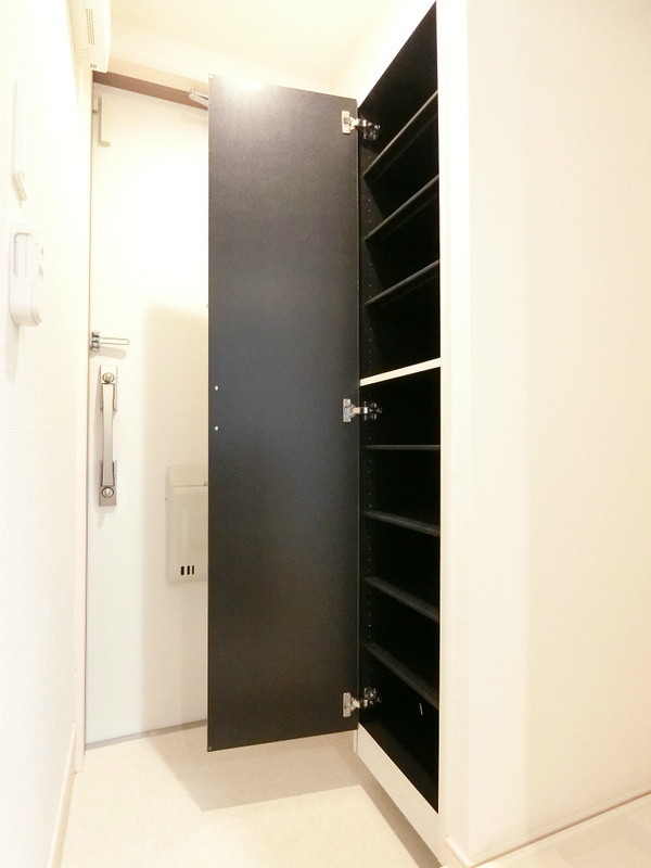 シンプルで使いやすい玄関です