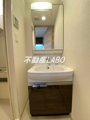 ファステート難波WESTディオンの洗面所