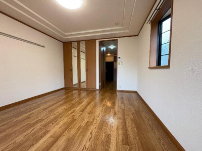 【内装】 | フォレストハウス | 洋室