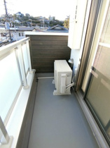 外からの目が気にならないバルコニーで洗濯物が干せます