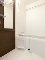 日々の疲れを癒すお風呂付です