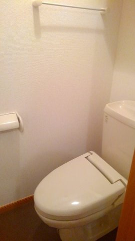 落ち着いたトイレです