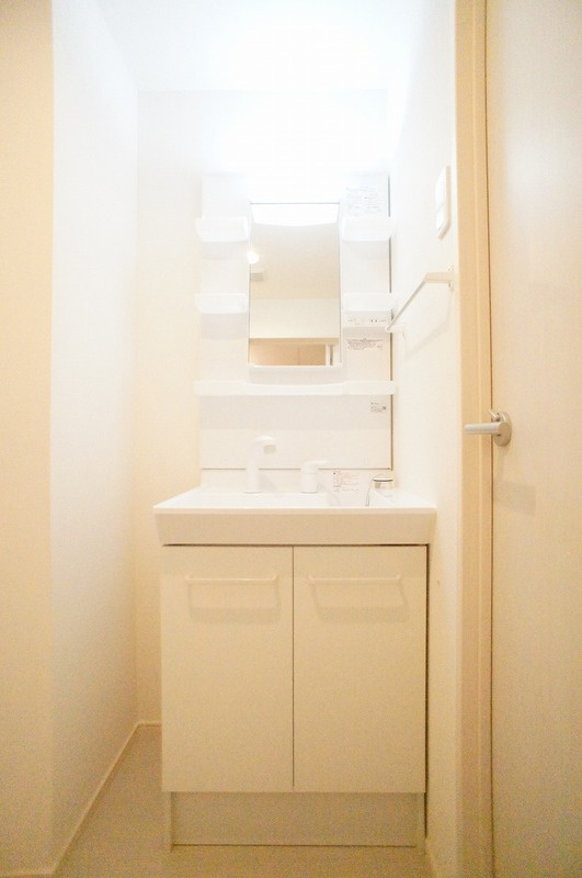 忙しい朝には欠かせない洗面所です