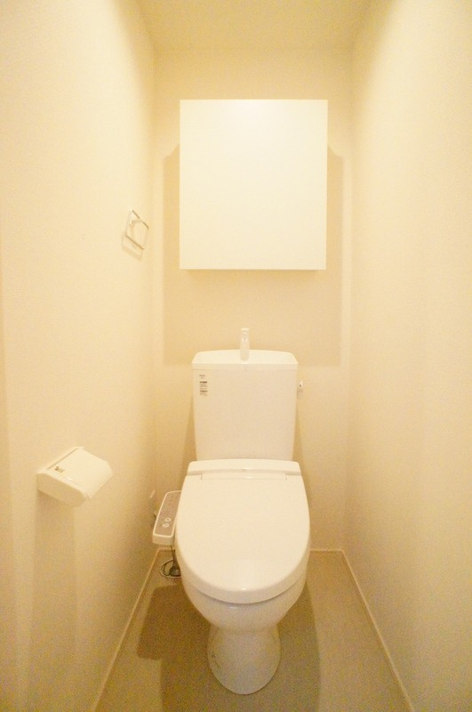 コンパクトで使いやすいトイレです