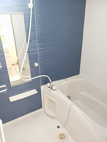 日々の疲れを癒すお風呂付です