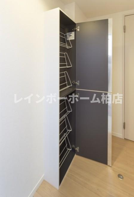 仲介手数料（賃料の1.10ヵ月）無料対象物件！の玄関