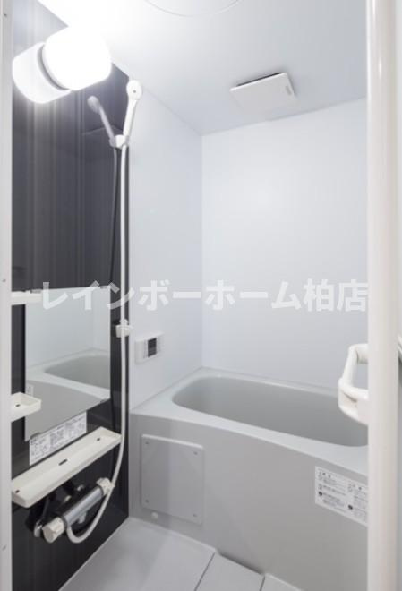 仲介手数料（賃料の1.10ヵ月）無料対象物件！の浴室|お風呂で日々の疲れを落としましょう