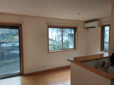 【居間・リビング】 | 岩崎町２５戸建