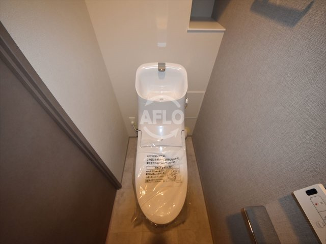 ラシュレ北浜のトイレ|ラシュレ北浜　温水洗浄便座