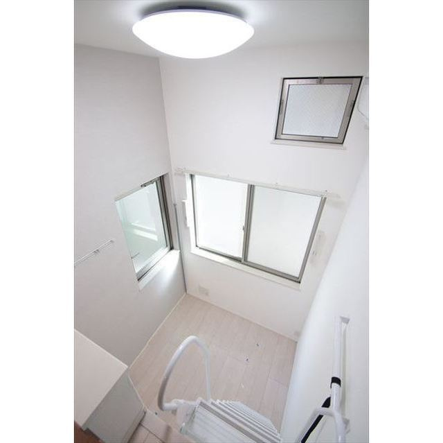 明るい室内です