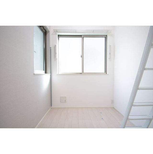 内装は落ち着いています