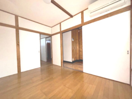 明るい室内です