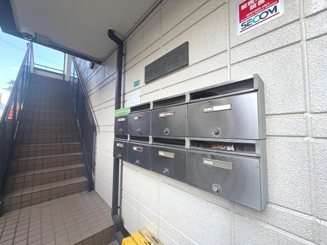 清潔なエントランスです