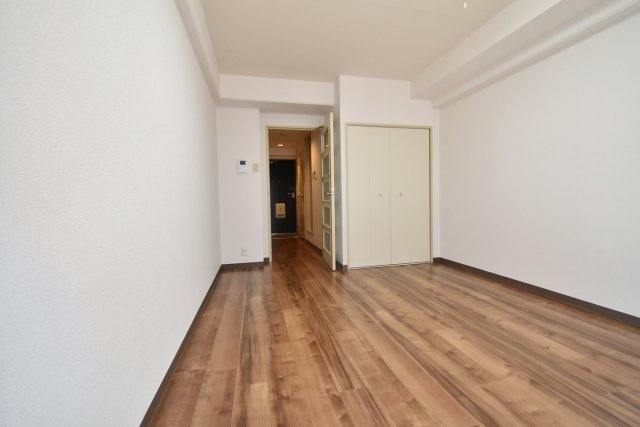 児山マンションの居間・リビング