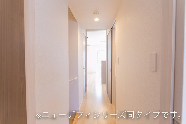 【新築】アーバンコート長橋町の玄関