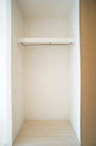 たっぷりとした収納スペースです