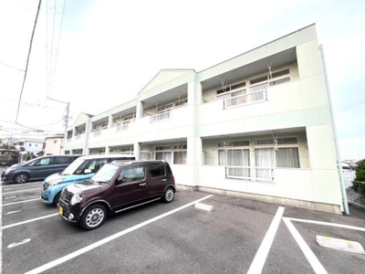 【エントランス】 | グリーンベルノモリ | 外観写真（昼）