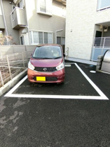 駐車場があるので、車を買う予定の方も安心です