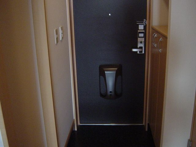 グリーンヒルズ・ハイツ桶狭間の玄関