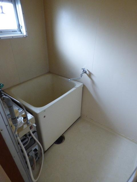 日々の疲れを癒すお風呂付です