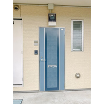 明るい玄関です