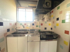 コンパクトなキッチンで掃除もラクラク