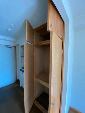 たっぷりとした収納スペースです