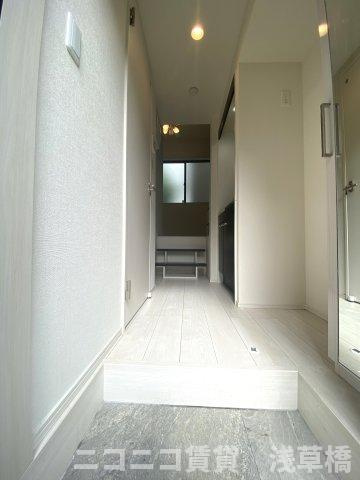 ハーモニーテラス南小岩Ⅱの玄関|別号室イメージの為、現状を優先致します。